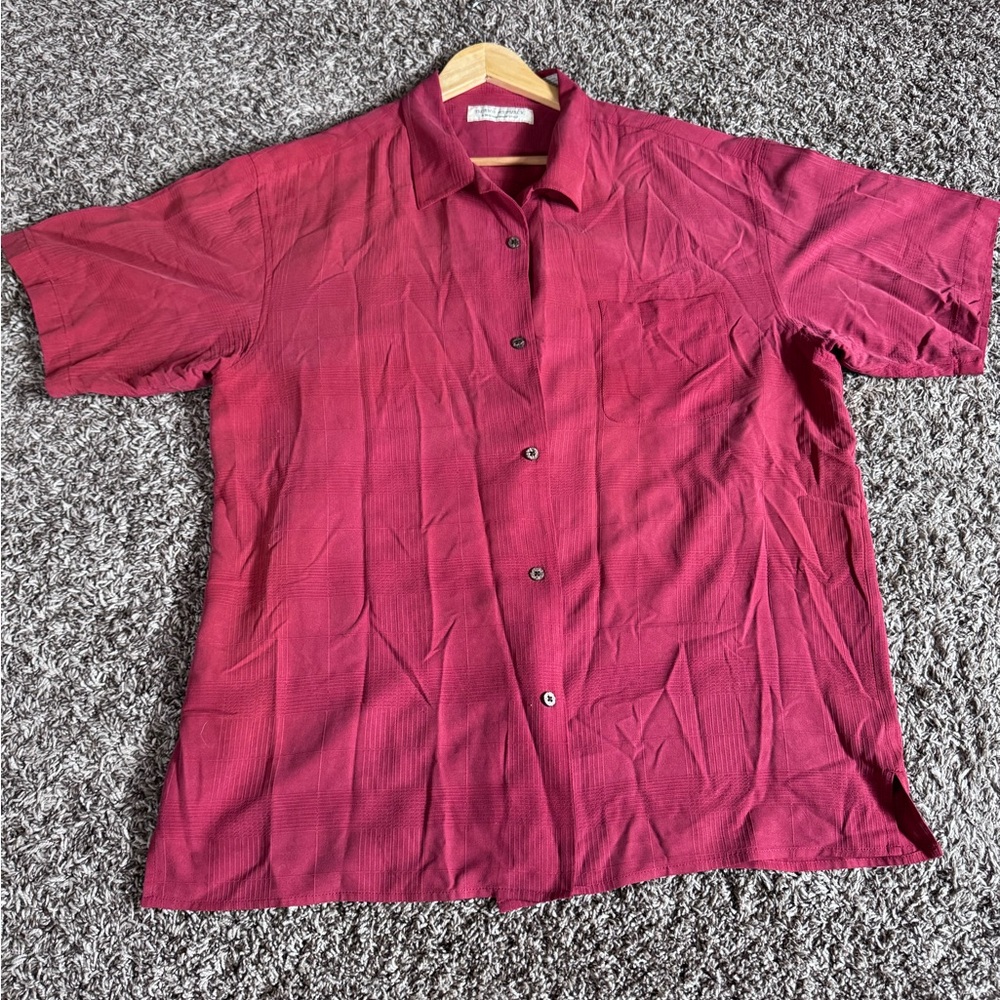 Island Republic Short Sleeve Button-Down Shirt in Deep Burgundy